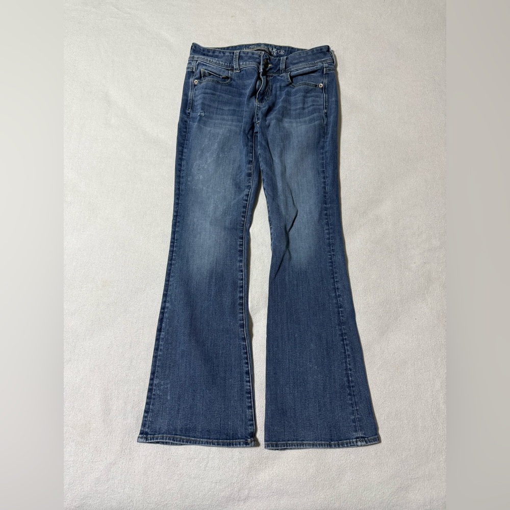 American‎ Eagle Jeans Women's 4 Short Blue Kick Boot Low Rise *flaws/white spots